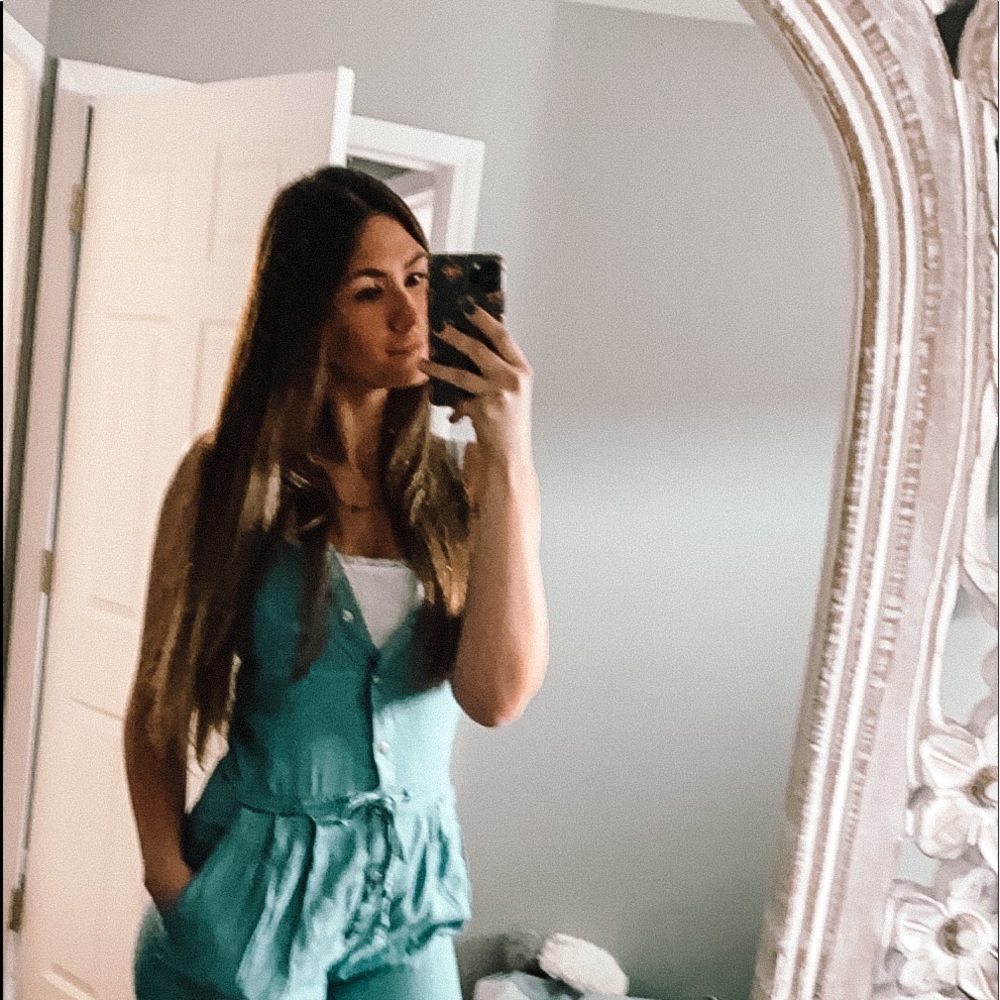 Meet your Posher, Mackinzie